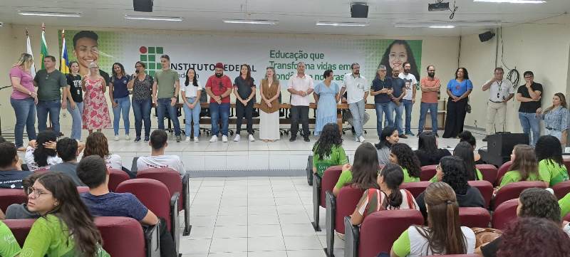 Campus Ji-Paraná retoma as aulas com recepção dos alunos dos cursos técnicos e de Engenharia Florestal