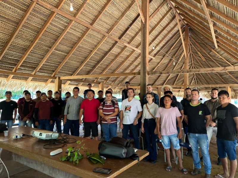 Campus Cacoal e Semagri realizam oficina de capacitação em cacauicultura para o povos indígena Suruí