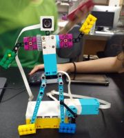 Montagem_dos_elementos_com_Lego