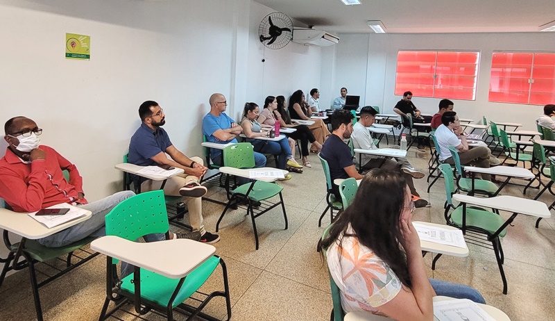 Professores do Campus Guajará participaram da Palestra: Deficiência Intelectual e Adaptação Curricular