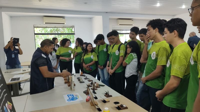 Visita Técnica ao Serviço Geológico Brasileiro amplia horizontes para alunos dos Cursos Técnicos Integrados do Campus Calama
