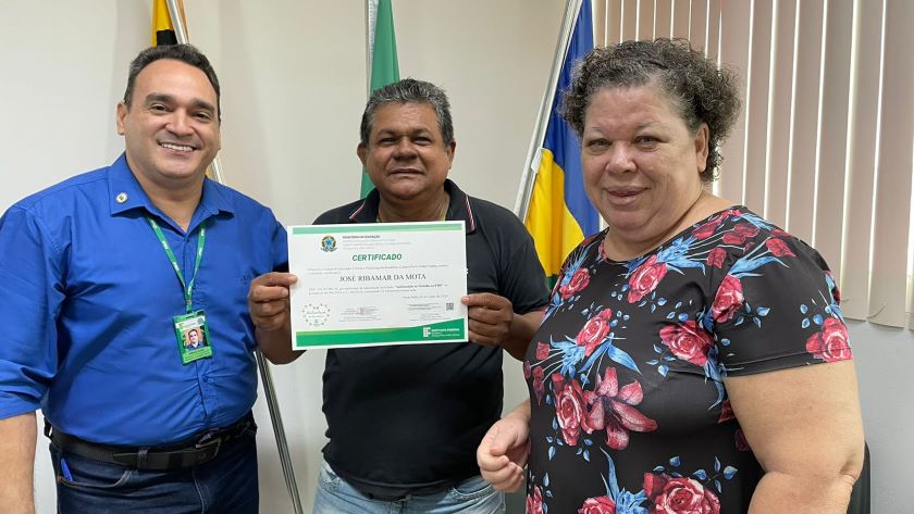Cerimônia certifica servidores transpostos que atuam no Campus Calama