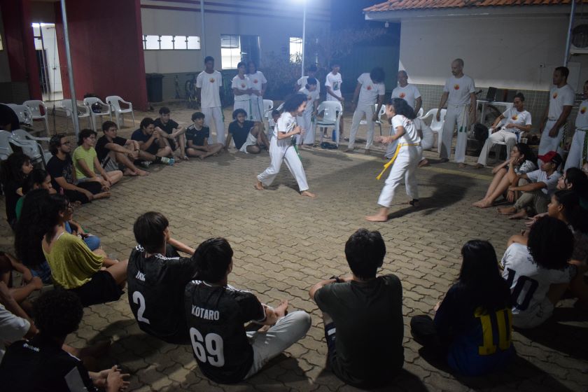 Projeto de Pesquisa “Cultura Itinerante” do Campus Jaru promove roda de capoeira com convidados