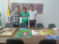 Bototo_ao_lado_do_Diretor_Leonardo_e_do_Coordenador_de_Comunicação_Vitor_Viana