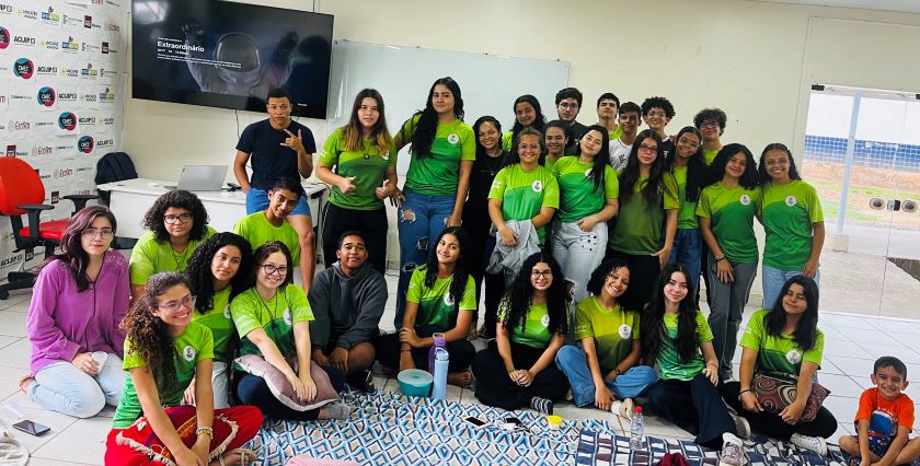 Equipe de assistência estudantil promove Cine Escolar com turma do Técnico Integrado em Florestas