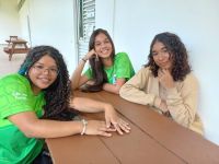 Isabella_Karolina_Oliveira_Mota_Queren-Hapuque_Libório_de_Oliveira_e_Jamilly_Eduarda_da_Paz_Apolinário