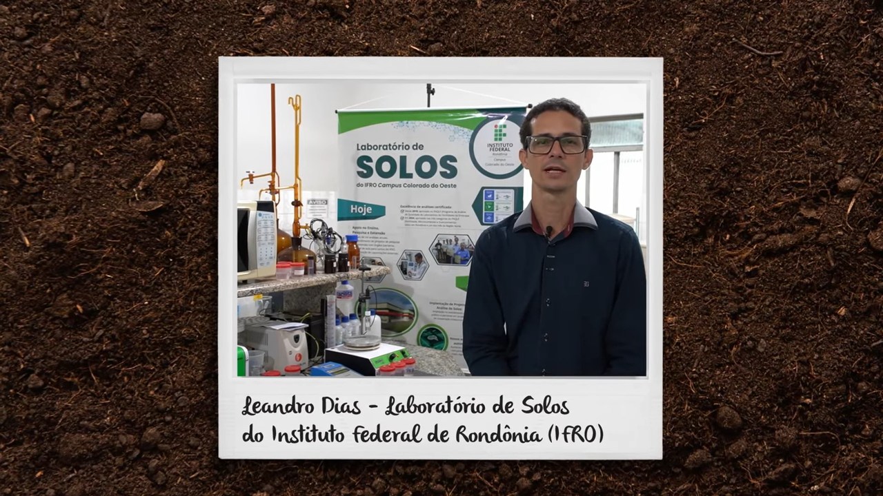 Laboratório de Solos do IFRO Campus Colorado participa de cerimônia de 50 anos da Embrapa Solos