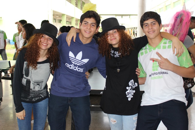 10 Os gêmeos Lucas e Mateus Rodrigues Gomes estudam o 1º ano do Curso Técnico em Eletrotécnica no Campus Porto Velho Calama