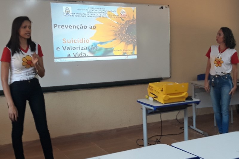 Campus Guajará-Mirim realiza ações na Escola Irmã Maria Celeste