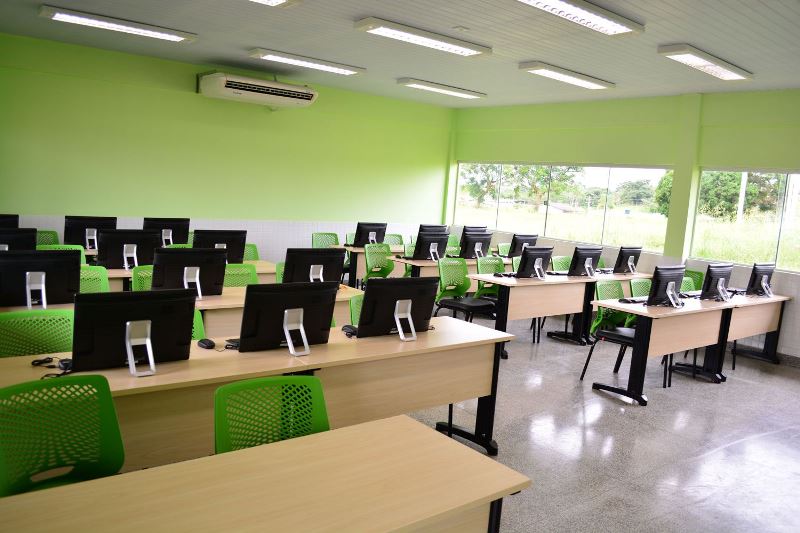Uma das salas do Campus Jaru