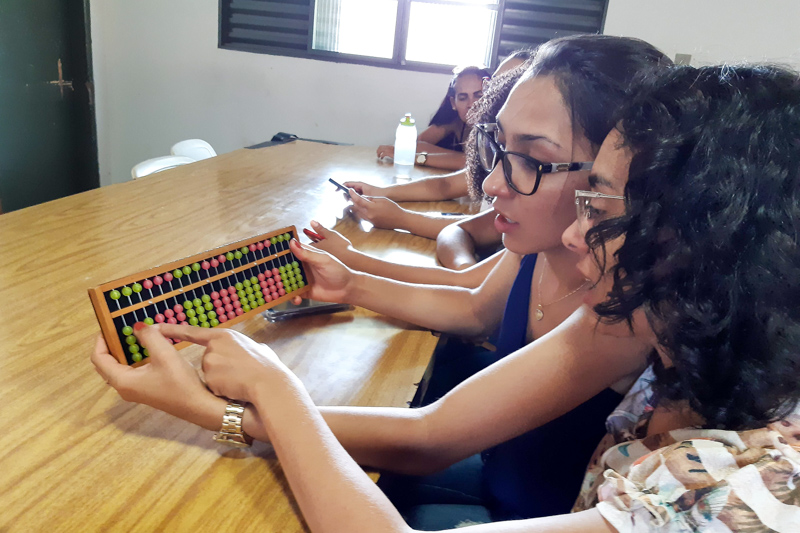 Acadêmicos de Ciências Biológicas realizam visita técnica em Instituto dos Cegos de Mato Grosso