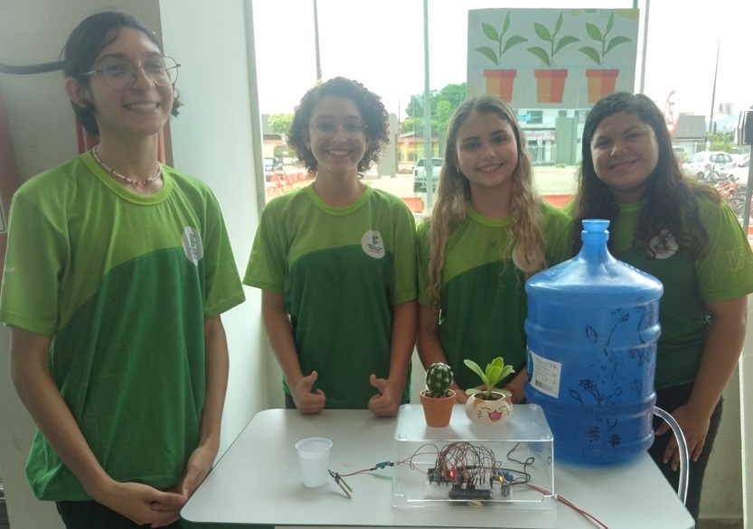 Estudantes de Eletrotécnica do Campus Calama expõem projetos eletrônicos