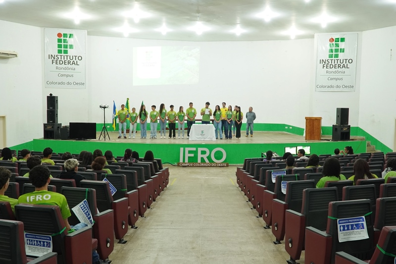 Nova diretoria do Grêmio Estudantil toma posse no Campus Colorado