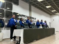 Mesa_diretiva_da_formatura