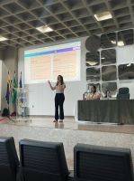 Professora_Sheylla_Chediak_explica_programação_do_Encontro_Pedagógico