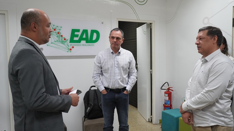 Vice-Governador faz parte de aula inaugural dos Cursos de Gestão Pública e Gestão Comercial EaD por meio de entrevista concedida ao Campus Zona Norte