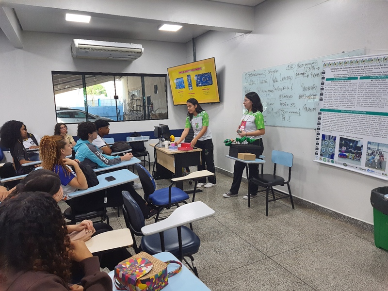 Oficina de compostagem