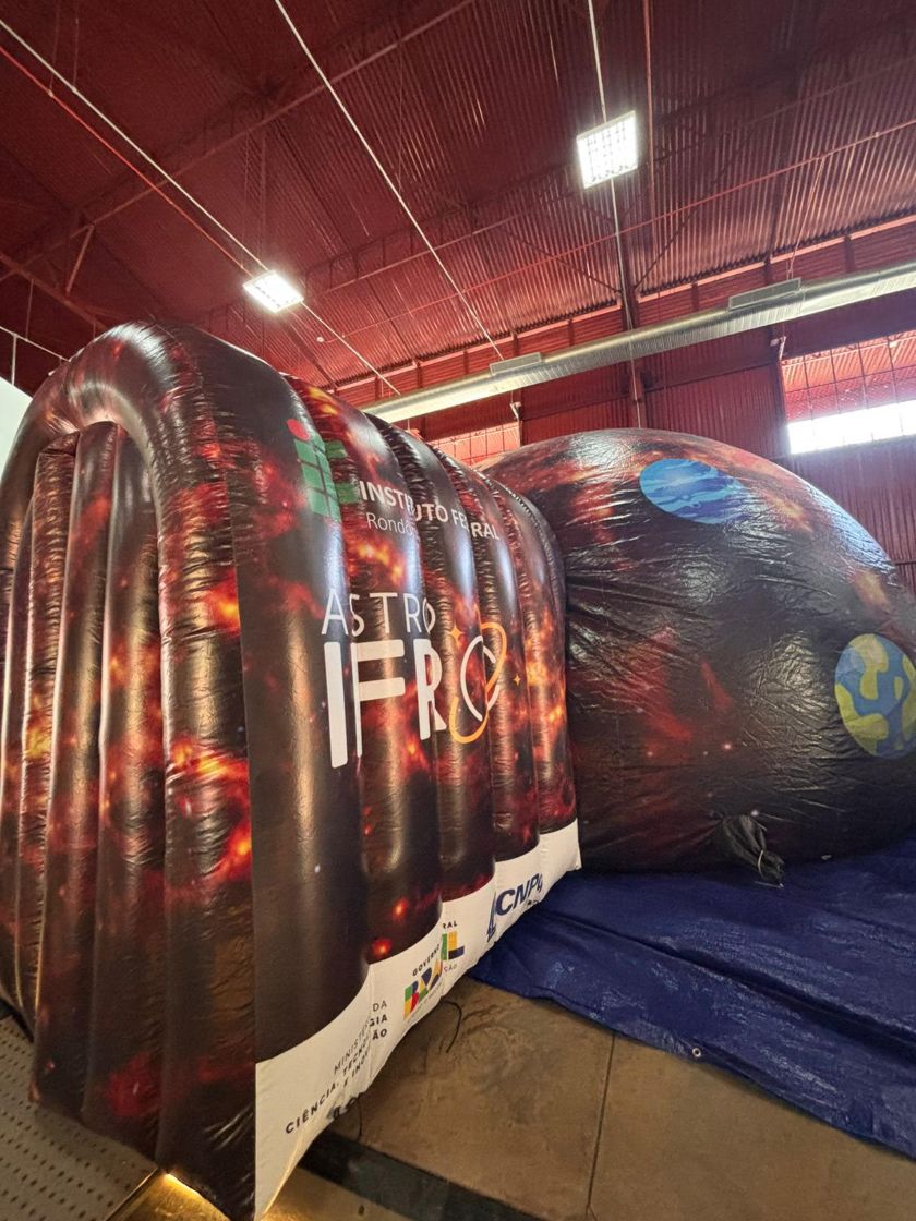 AstroIFRO marca presença no Complexo da Estrada de Ferro Madeira Mamoré no evento “Uma Noite no Museu”