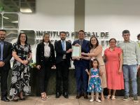 Foto_com_Reitor_e_a_família