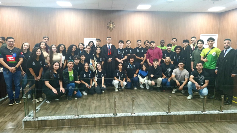 Estudantes participam de sessão do Tribunal do Júri em Porto Velho e refletem sobre o papel da Justiça