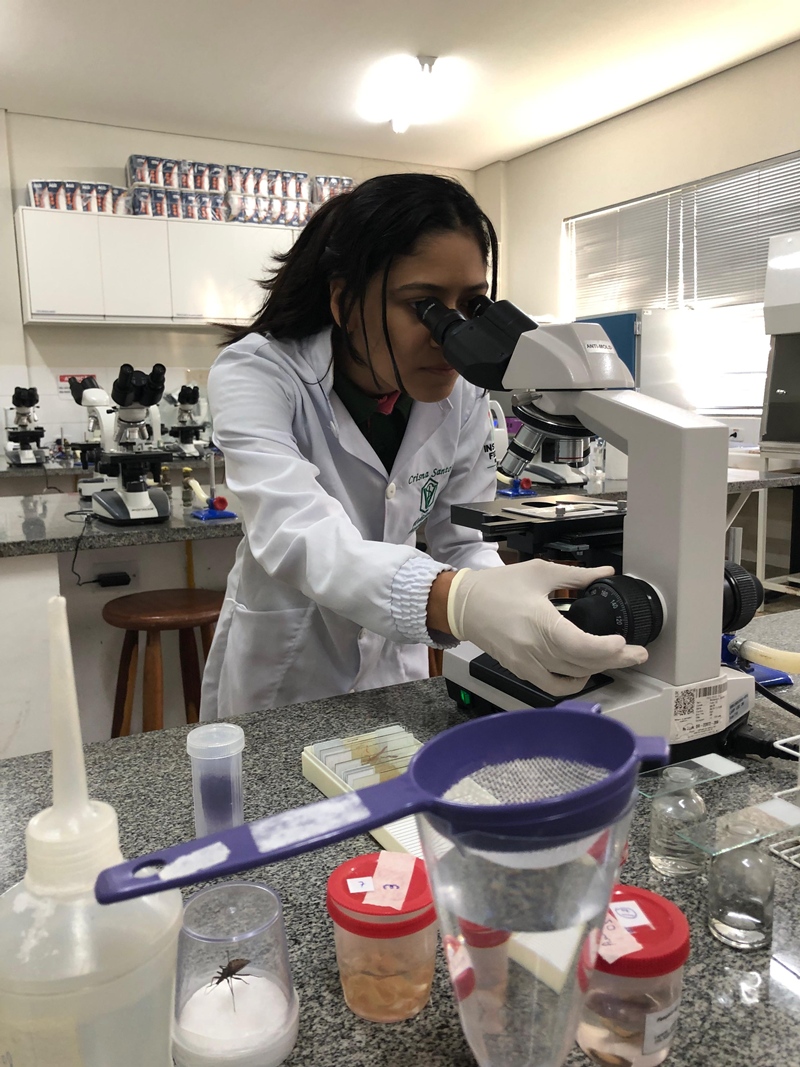 Acadêmica do Campus Jaru é selecionada para curso de férias na USP na área de doenças infecciosas e parasitárias