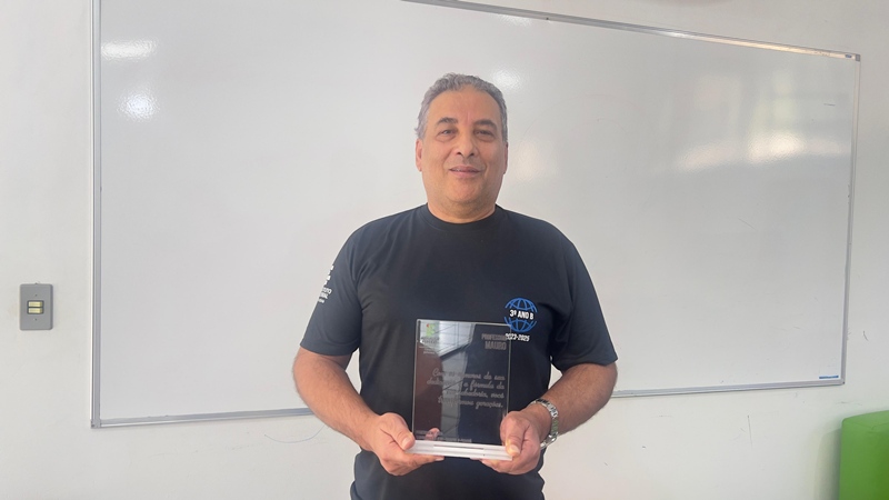 Professor Mauro é homenageado pelo Campus Ji-Paraná por sua trajetória na educação
