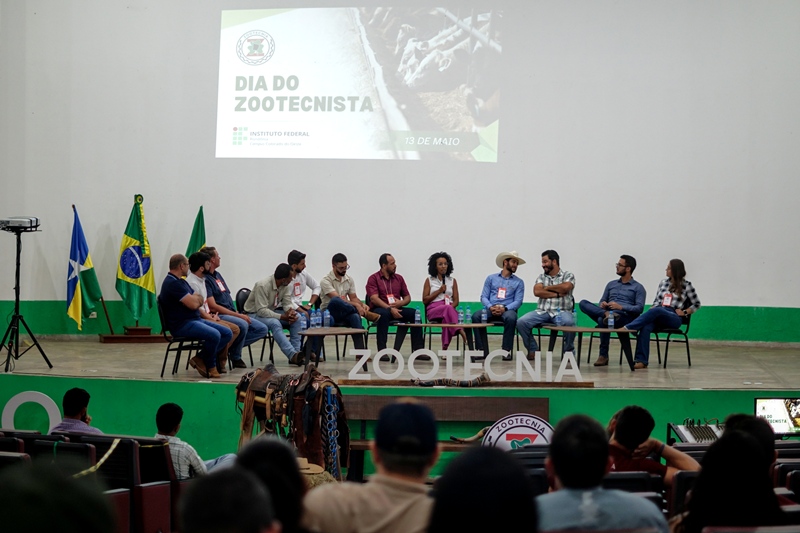 evento zootecnia 2025 colorado 10 mesa redonda 2