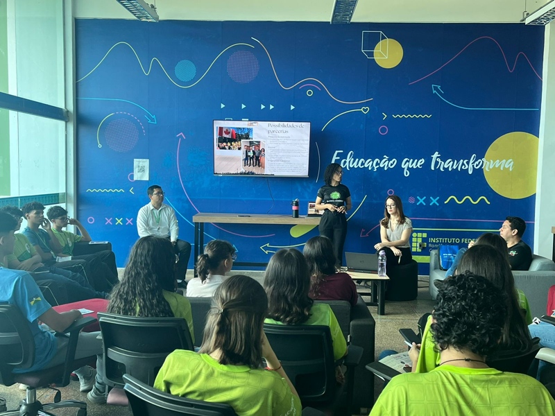 Professores e gestores destacam compromisso com qualidade da educação após participarem em intercâmbio no Canadá