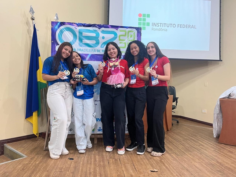 Alunas do Campus Calama vão disputar Olimpíada Nacional de Robótica em Vitória