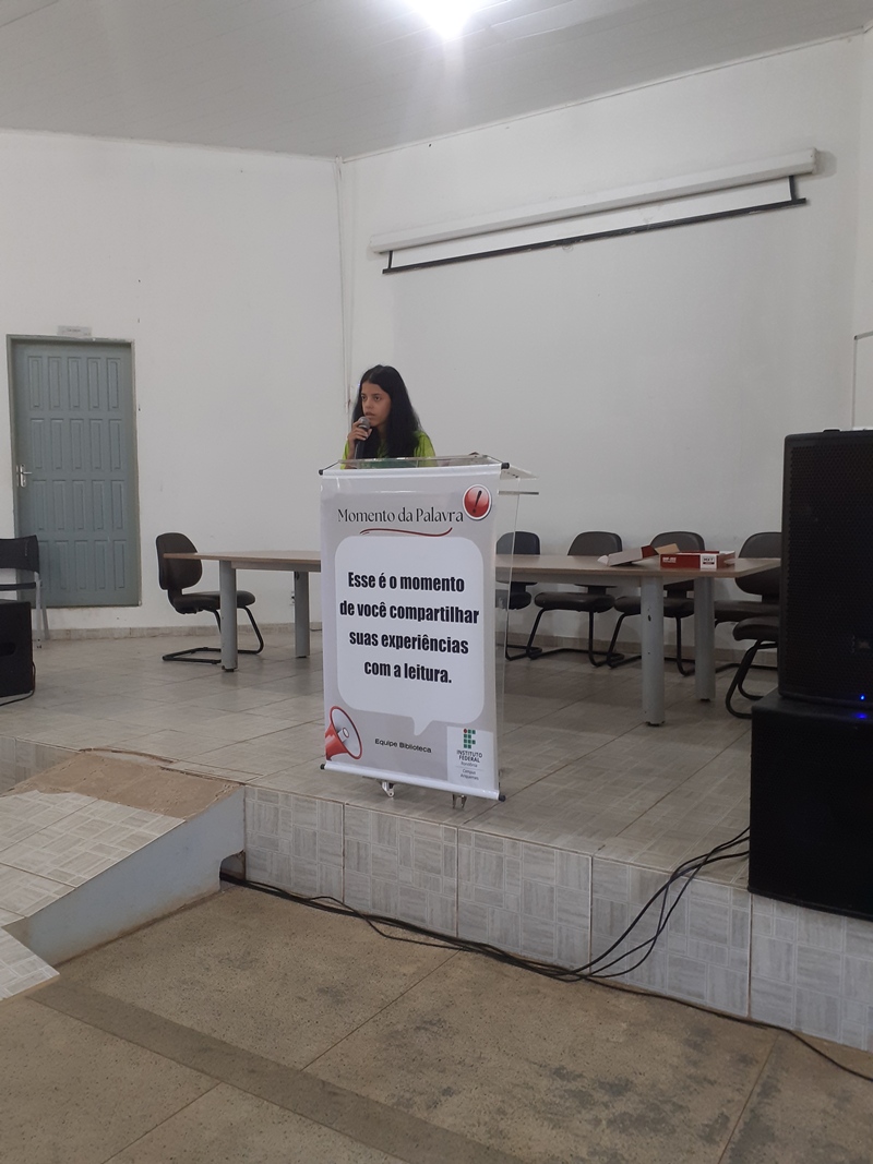 Biblioteca do Campus Ariquemes promove ação cultural “Momento da Palavra”