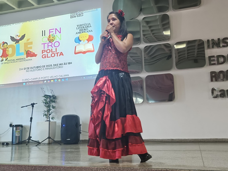 Estudantes e docentes do Campus Calama participam do XIV Festival Hispânico de Dança, Música e Gastronomia