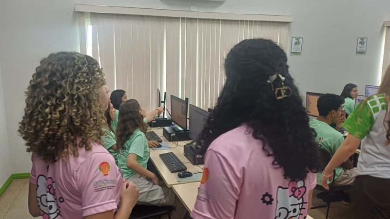 Meninas RObóticas participam pela primeira vez da Semana Nacional de Ciência e Tecnologia em Porto Velho