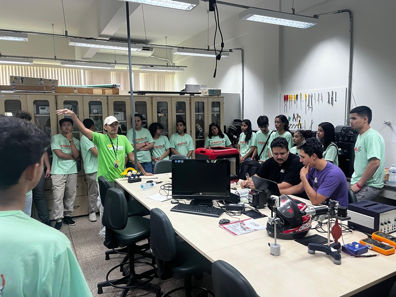 Estudantes do Projeto Partiu IF visitam o Campus Porto Velho Calama e vivenciam uma tarde de descobertas e inspiração
