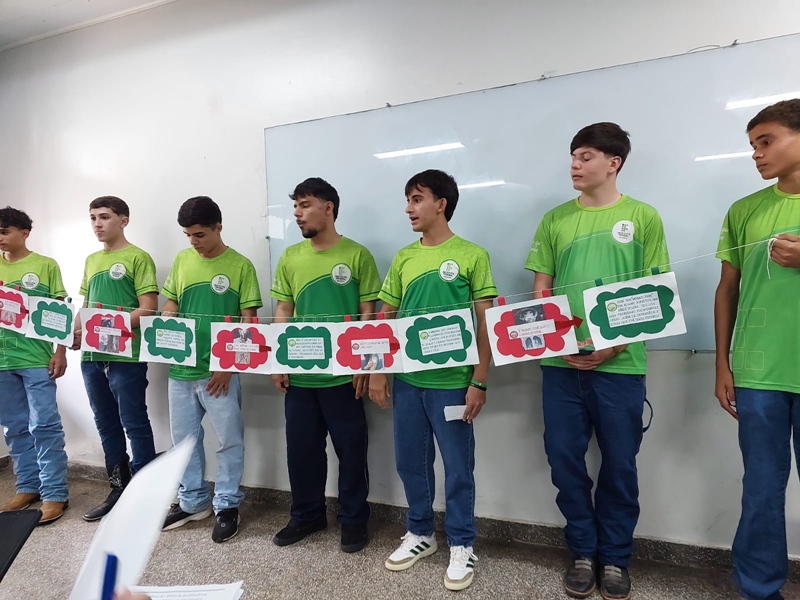 Campus Cacoal desenvolve projeto “Conectados à Saúde: Mitos e Verdades sobre Dispositivos Eletrônicos de Fumar”