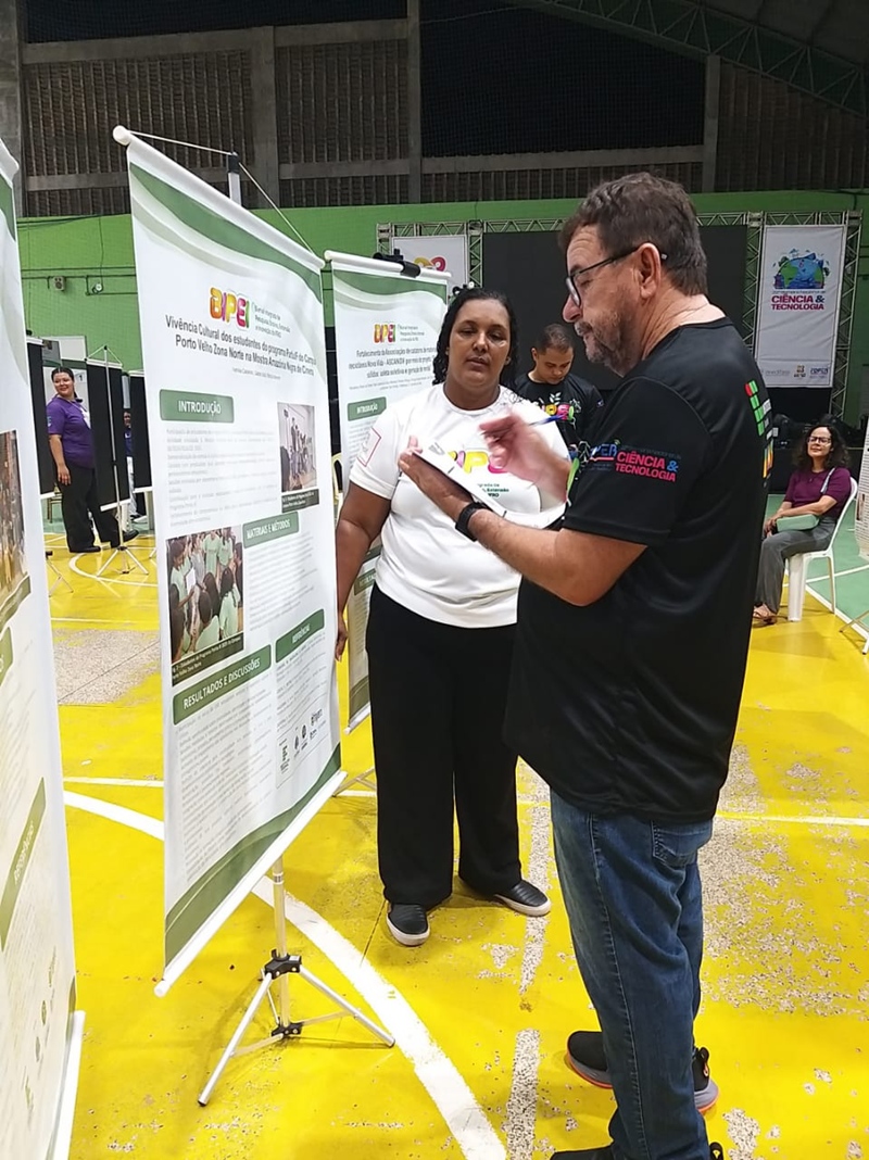 Meninas RObóticas participam da BIPEI 2025 com projetos de inclusão e tecnologia
