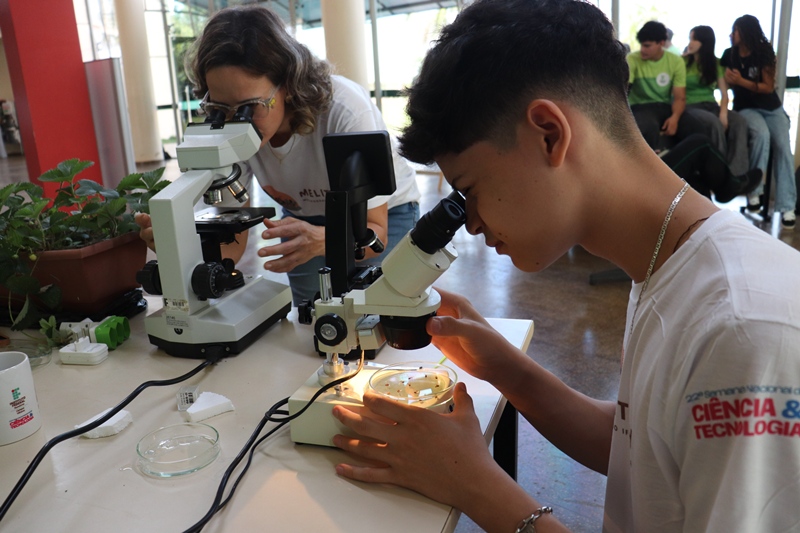 Semana Nacional de Ciência e Tecnologia integrou comunidade em debate sobre “Planeta Água” no Campus Vilhena