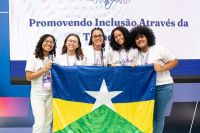 Com_a_equipe_do_Audiotrap_no_evento_Promovendo_a_Inclusão