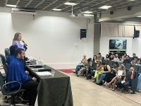 Reitora_substituta_Xênia_de_Castro_Barbosa_fala_aos_presentes