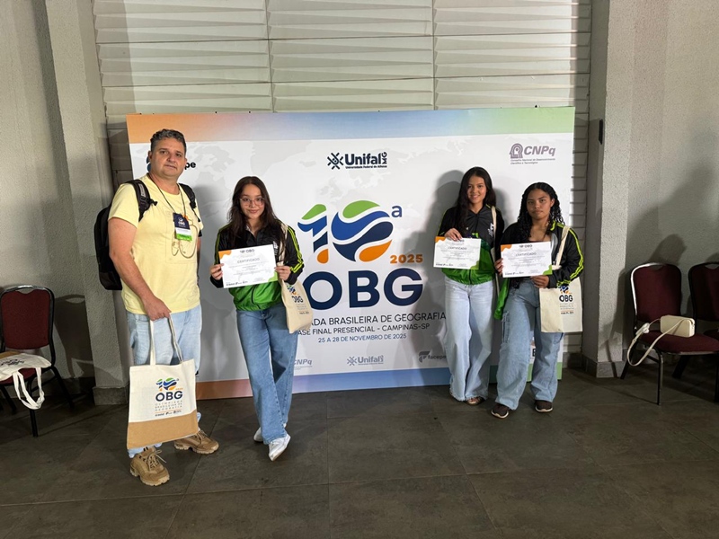 Excelente desempenho de alunas de Guajará garante bolsa da Olimpíada Brasileira de Geografia