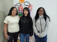 Tânia_Regina_e_Ester_Cristina_-_mãe_e_filha_com_a_amiga_Maria_Regina_de_Lima_Rio