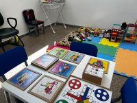 Mesa_de_jogos_e_leitura