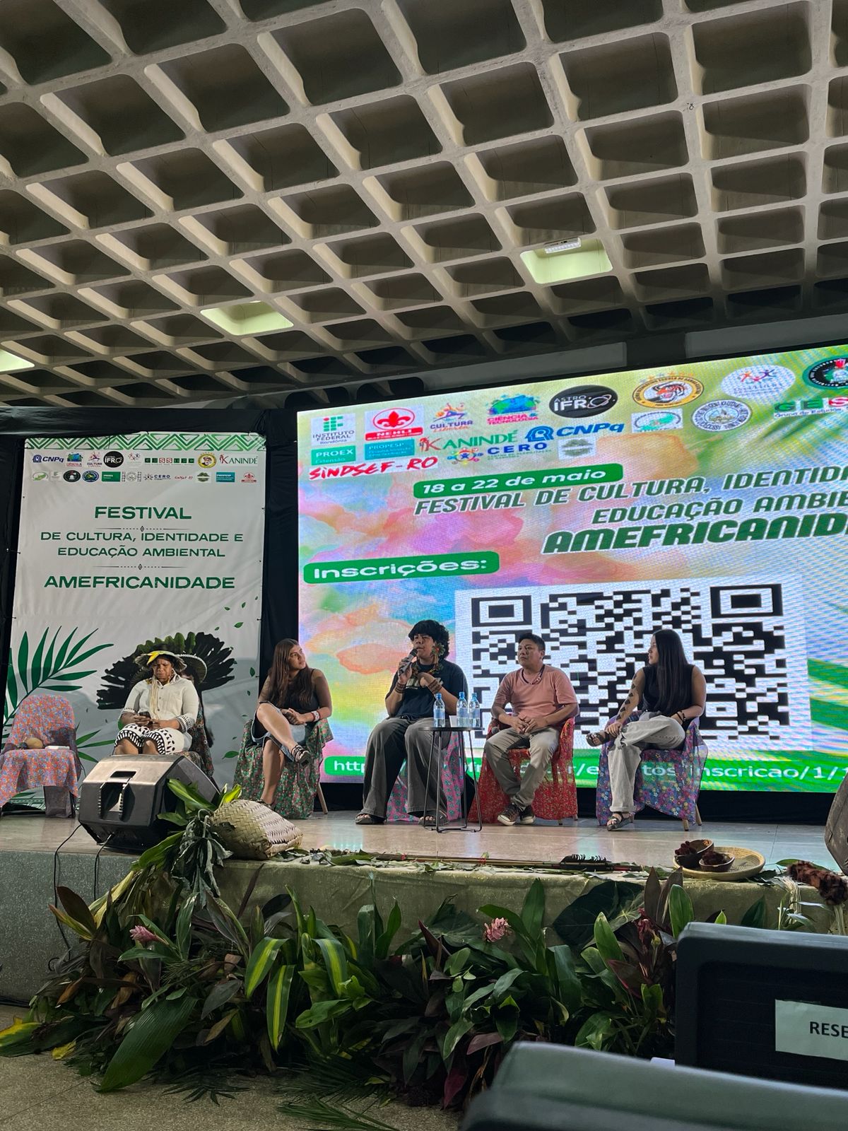 Txai Suruí abre o II Festival de Cultura, Identidade e Educação Ambiental no Campus Calama