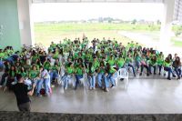 Foto_1_-_Estudantes_reunidos