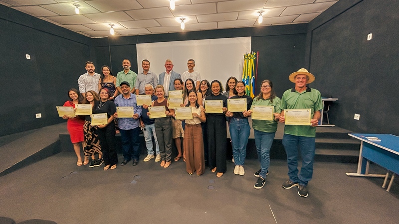 Estudantes que participaram da cerimônia de certificação 3
