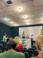 Estudantes_que_participaram_da_cerimônia_de_certificação_2